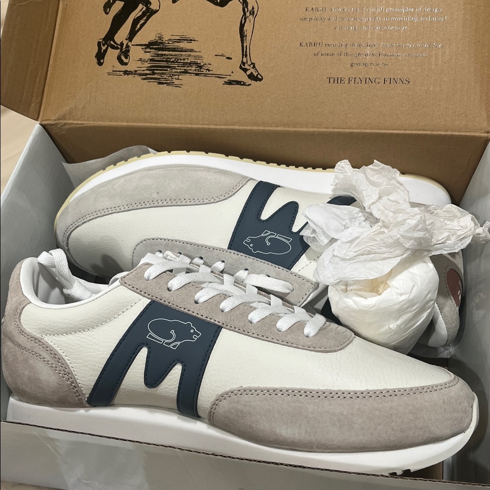 NEW KARHU men's albatross 82 sneakers in silver lining / stormy weather